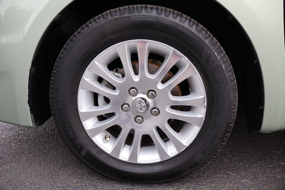 Used 2009 Toyota Sienna XLE FWD image 41