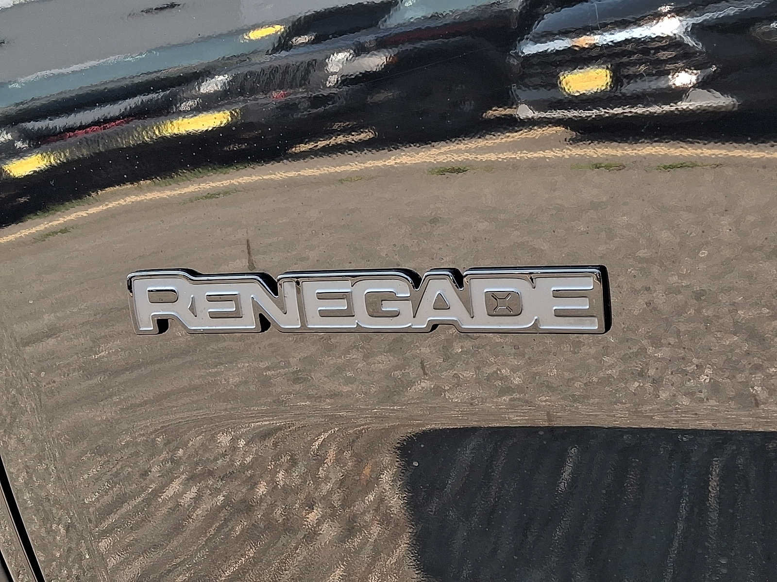 Certified 2023 Jeep Renegade Latitude AWD/4WD image 31