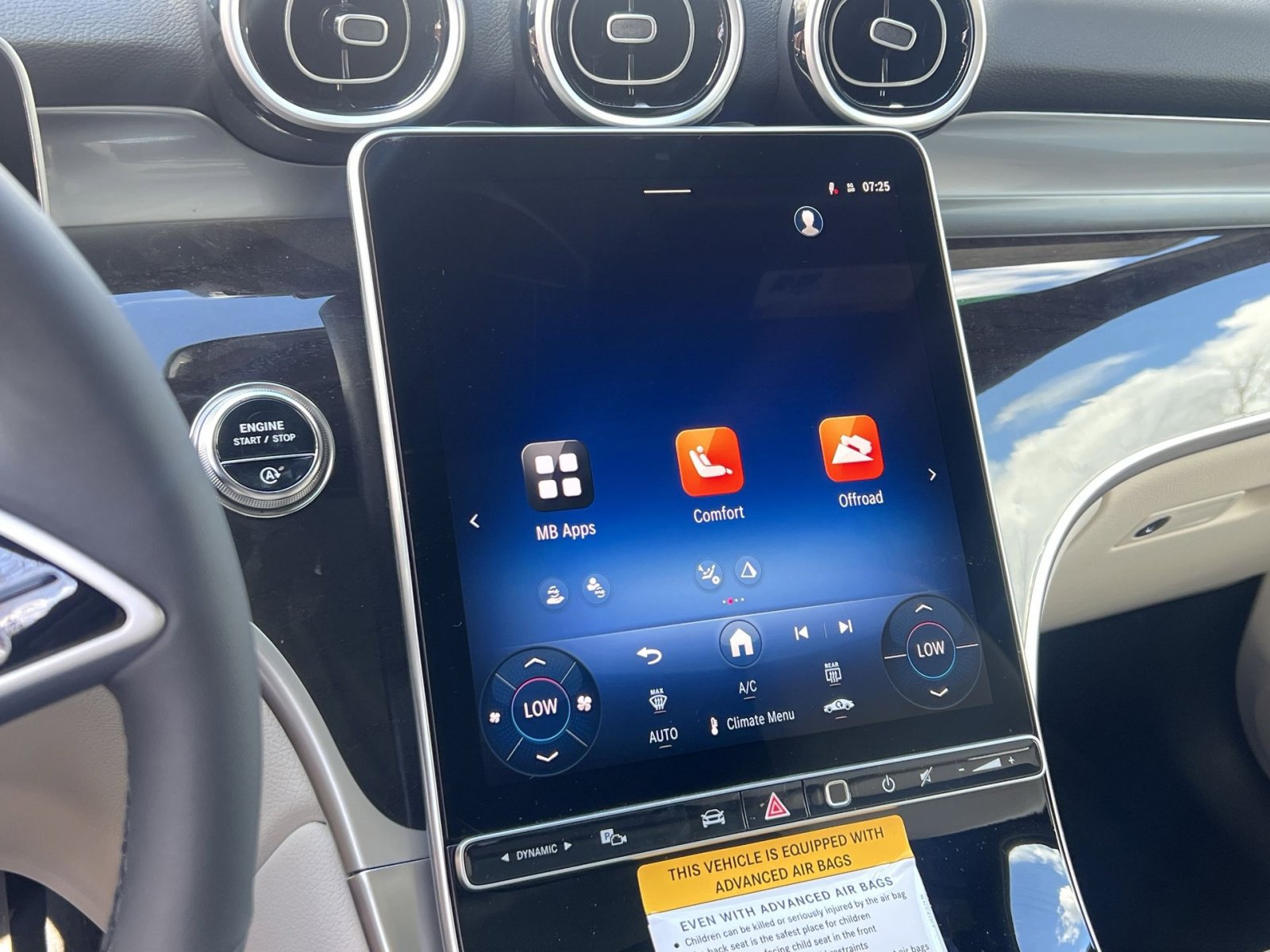 New 2026 Mercedes-Benz GLC 300 4MATIC image 18