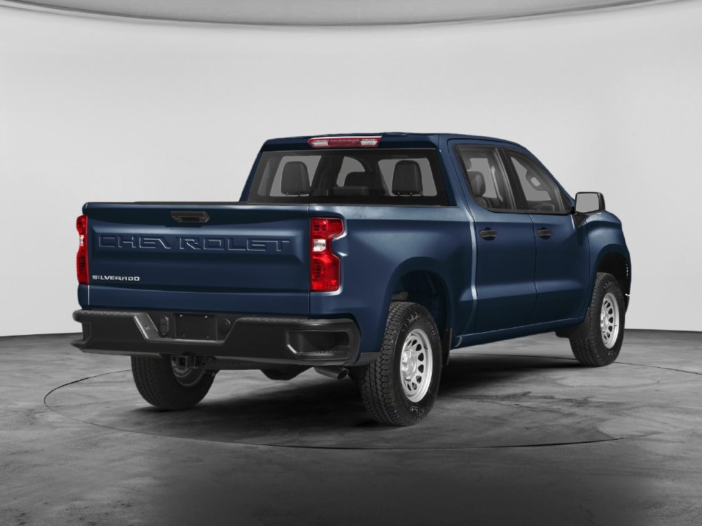 Used 2024 Chevrolet Silverado 1500 LT AWD/4WD image 2