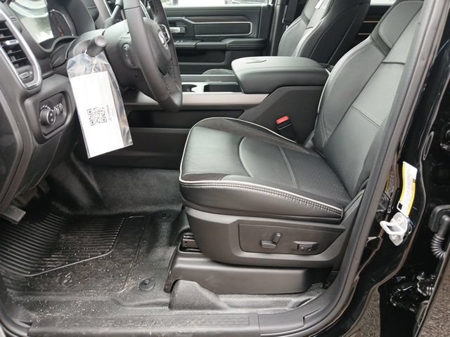 New 2026 RAM 3500 Big Horn w/ Laramie Trim Package AWD/4WD image 31