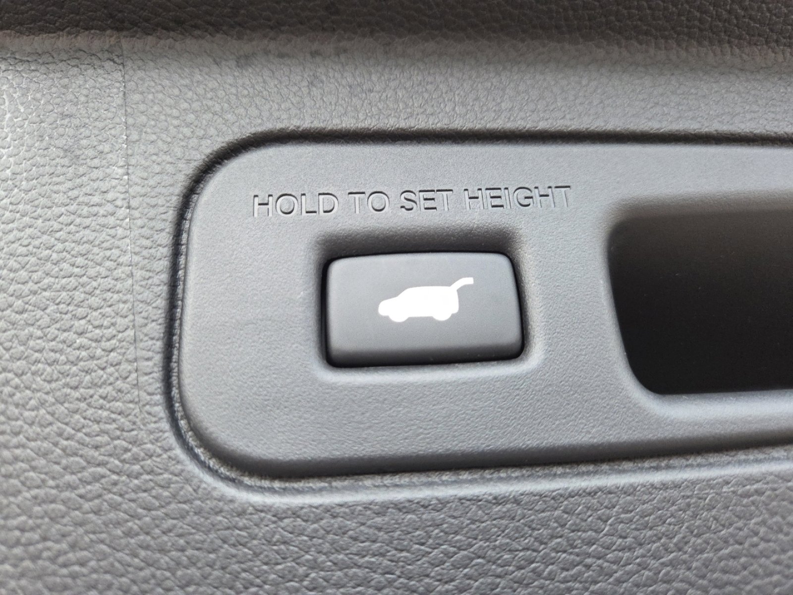 Used 2025 Honda Pilot Black Edition image 22