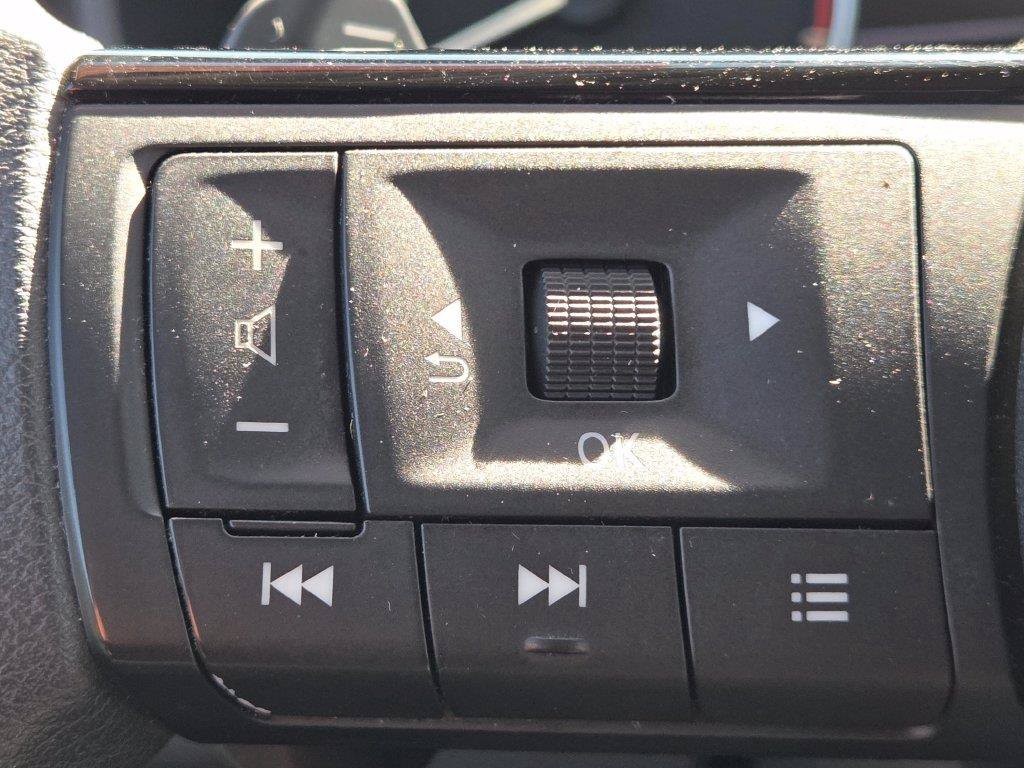 Certified 2023 Nissan Rogue SV AWD/4WD image 10