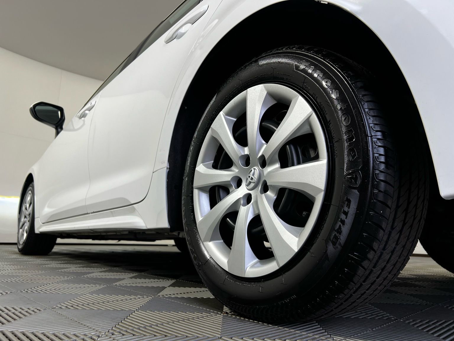 Used 2025 Toyota Corolla LE image 23