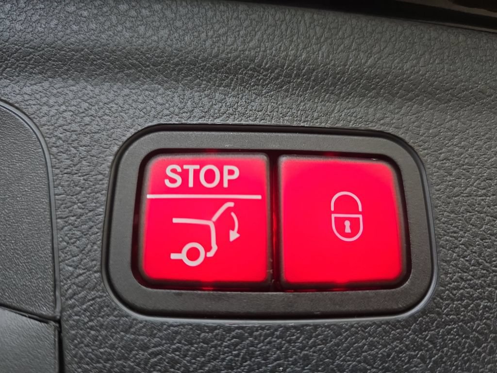 Certified 2024 Mercedes-Benz GLE 350 4MATIC image 16