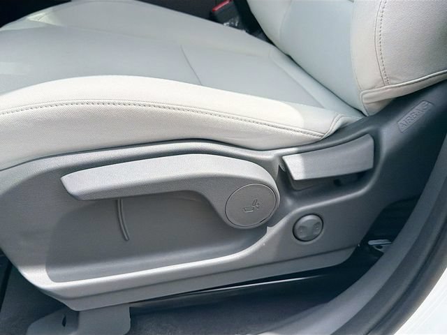 New 2026 Hyundai Santa Fe SE FWD image 19
