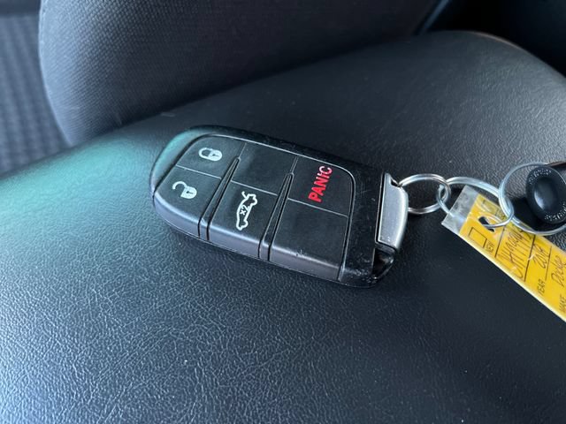 Used 2018 Dodge Challenger SXT RWD image 29