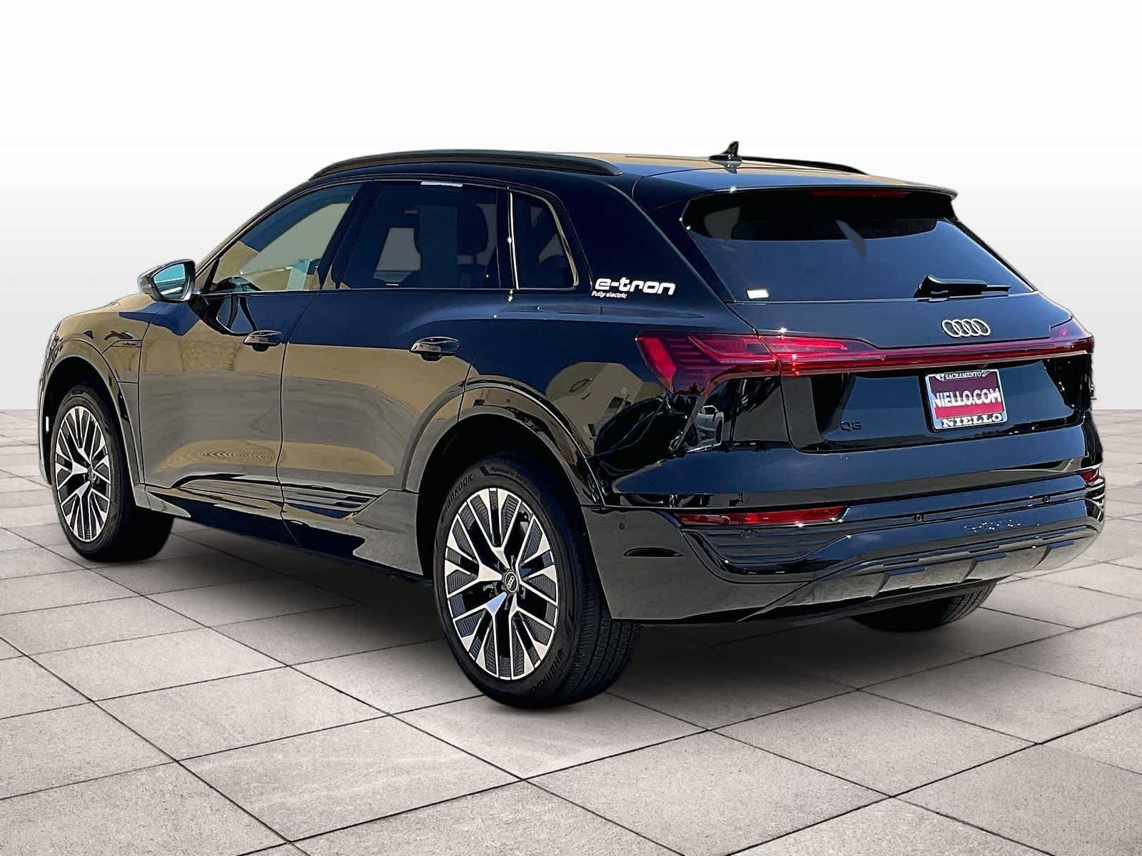 Certified 2024 Audi Q8 e-tron Premium Plus w/ Premium Plus Package AWD/4WD image 14