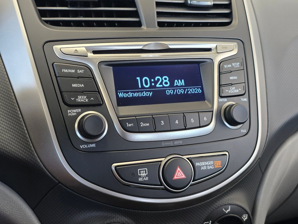 Used 2016 Hyundai Accent SE FWD image 25