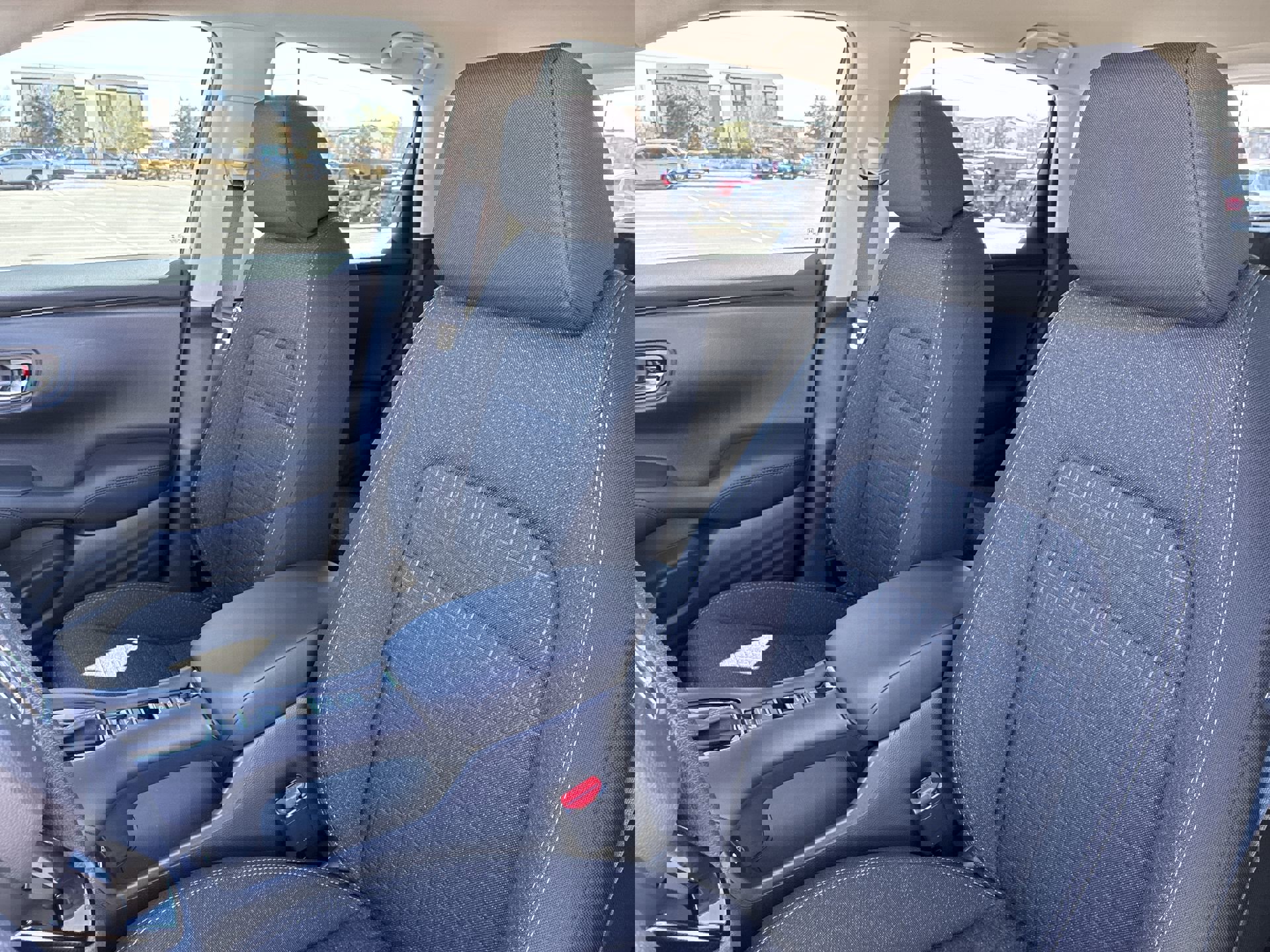 Certified 2026 Honda HR-V LX image 17