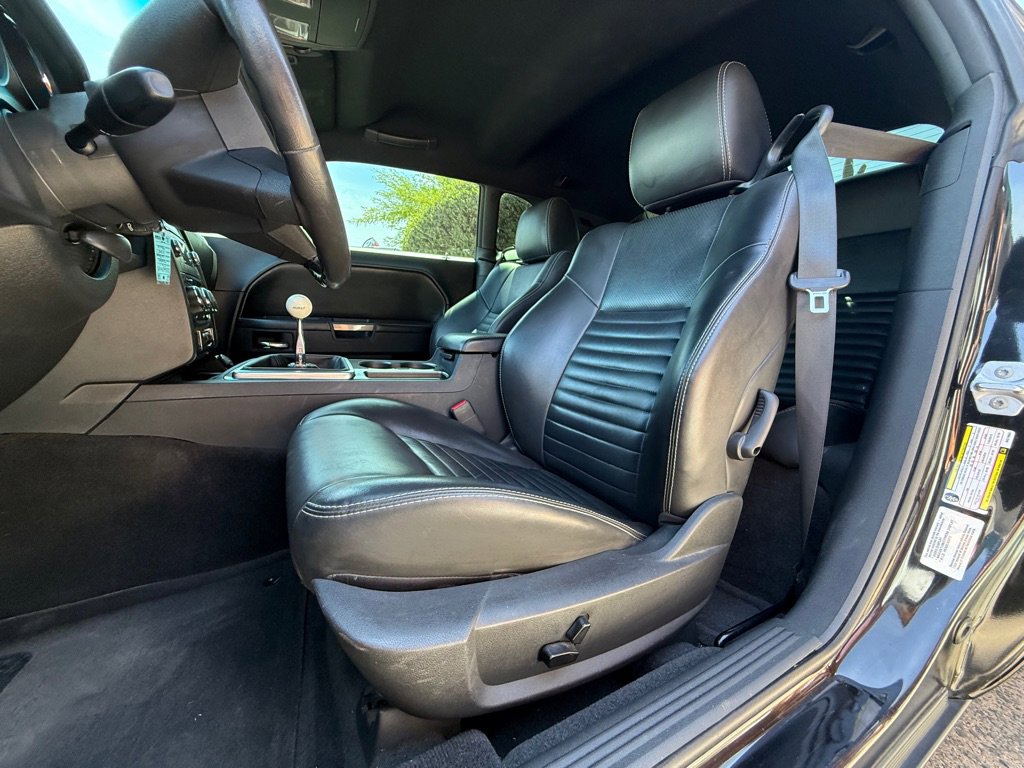 Used 2010 Dodge Challenger R/T RWD image 11