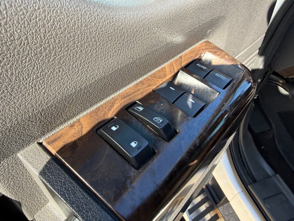 Used 2014 Ford F250 Platinum w/ FX4 Off-Road Package image 23