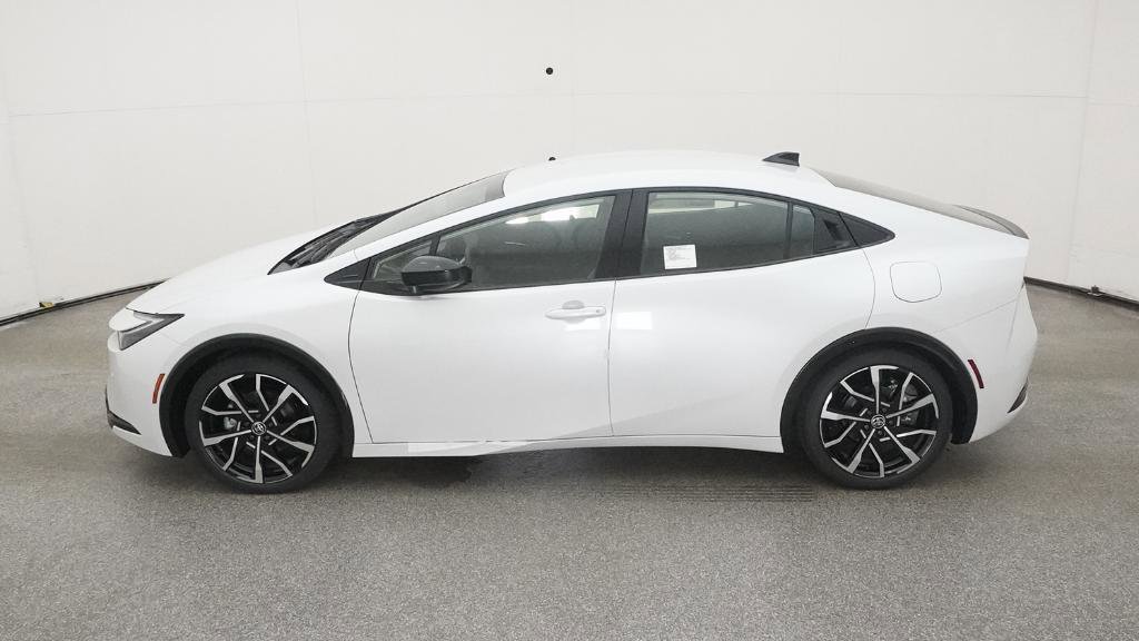 New 2026 Toyota Prius Plug-In Hybrid image 6