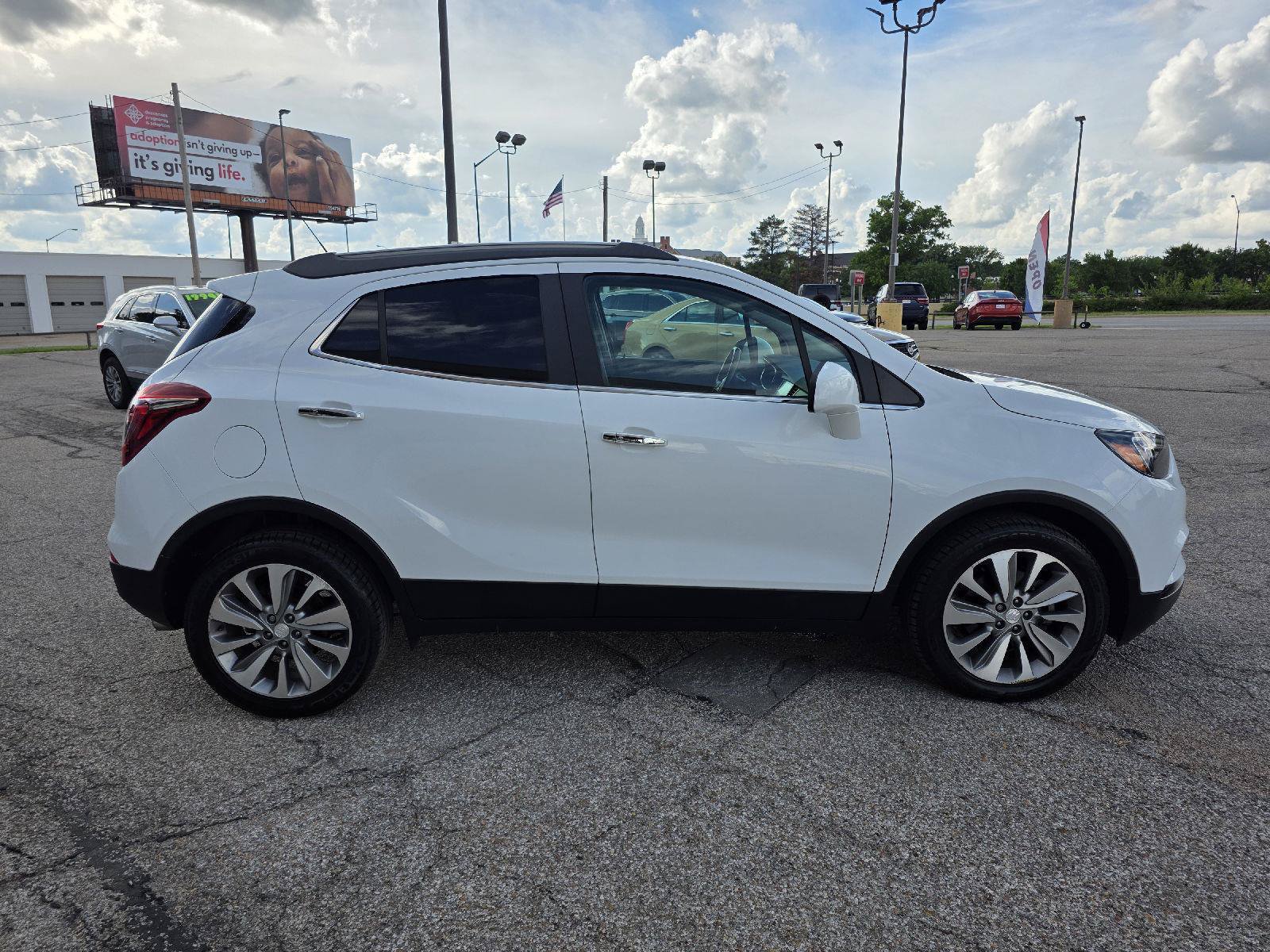 Used 2020 Buick Encore Preferred FWD image 4
