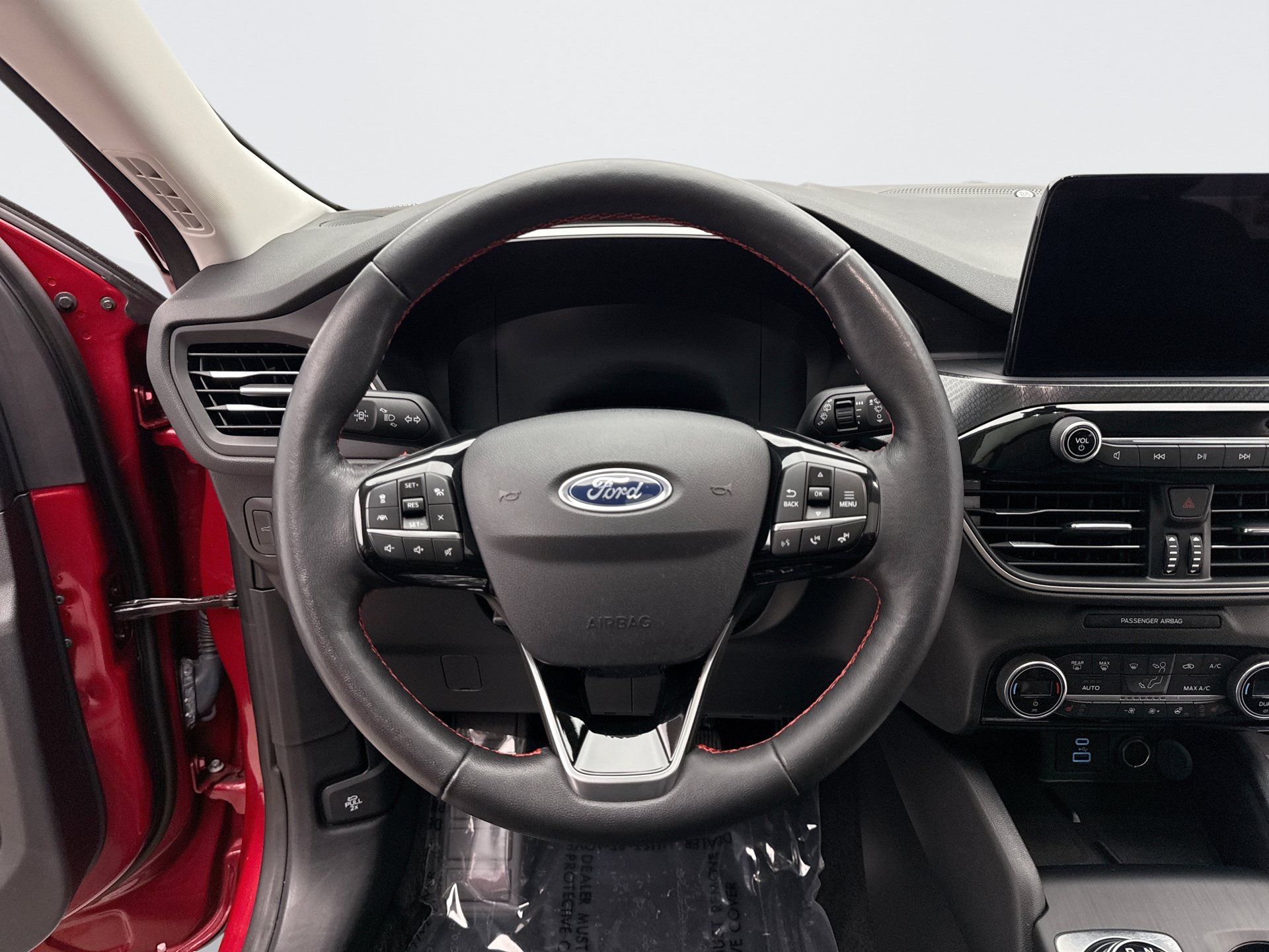 Used 2021 Ford Escape SEL w/ SEL Stealth AWD Package image 14