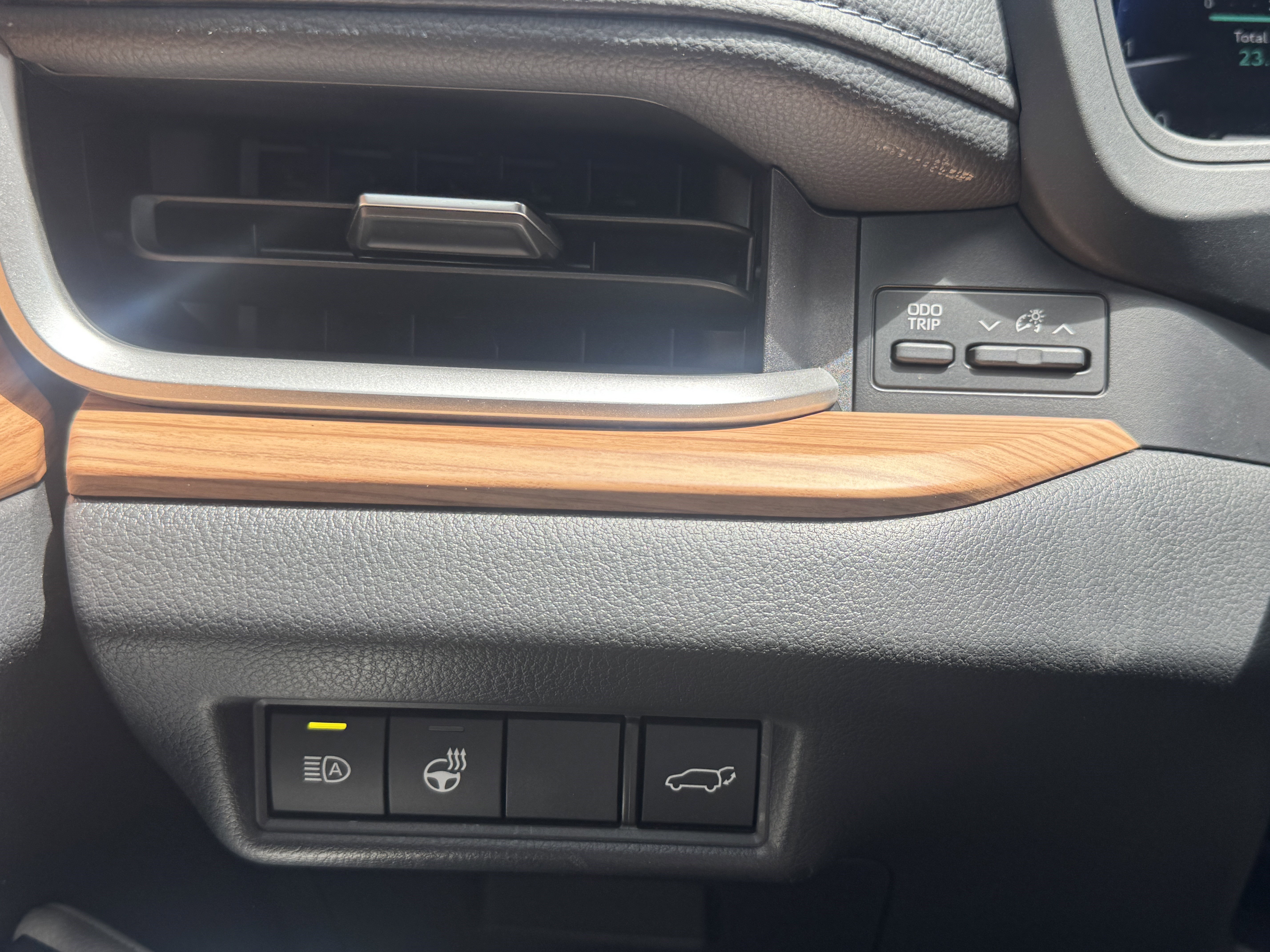 Used 2026 Toyota Grand Highlander AWD image 45