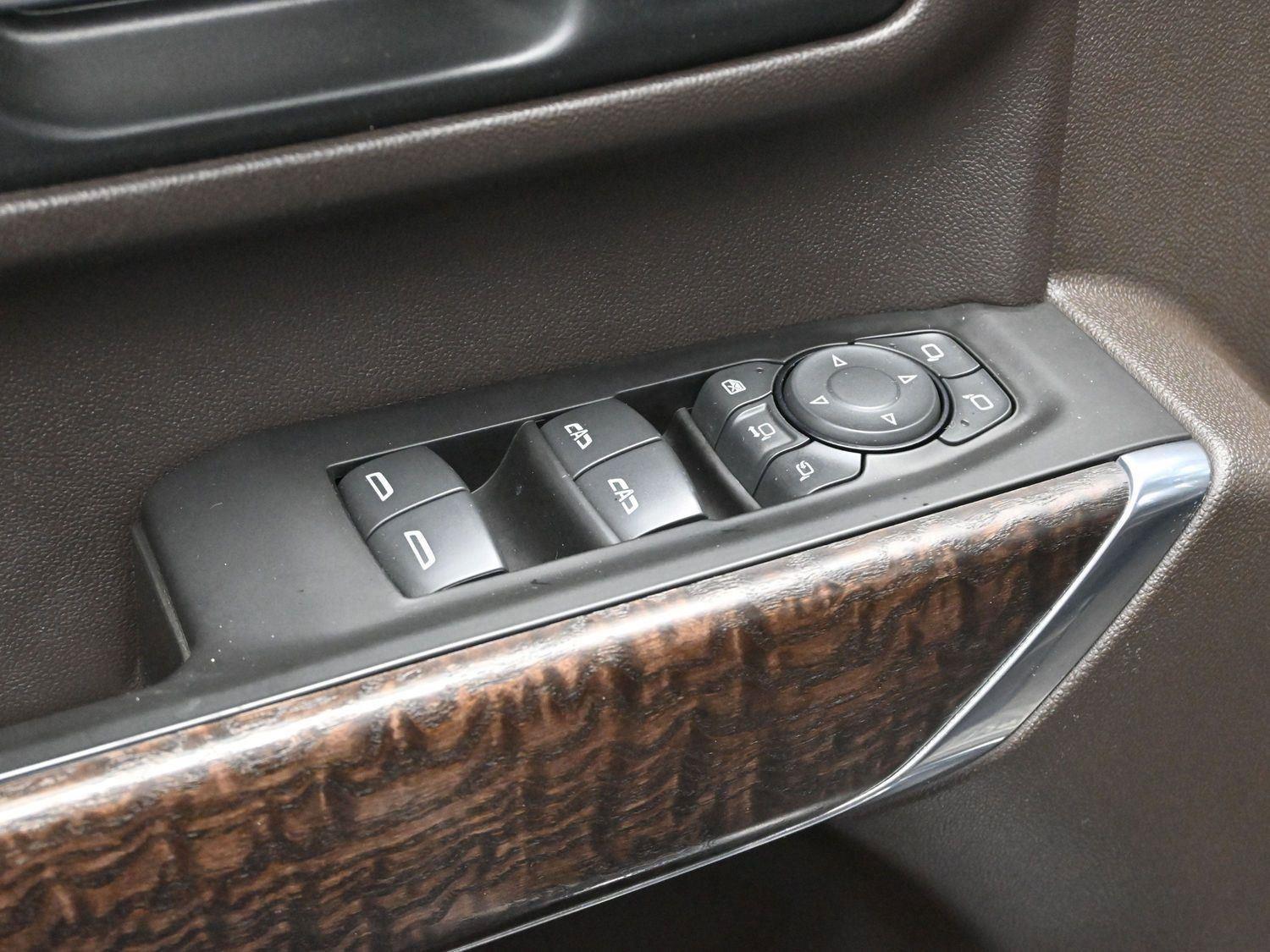 Used 2020 GMC Sierra 2500 Denali w/ Denali Ultimate Package image 11