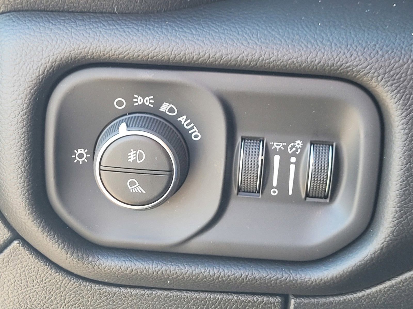 New 2026 RAM 1500 Big Horn image 26