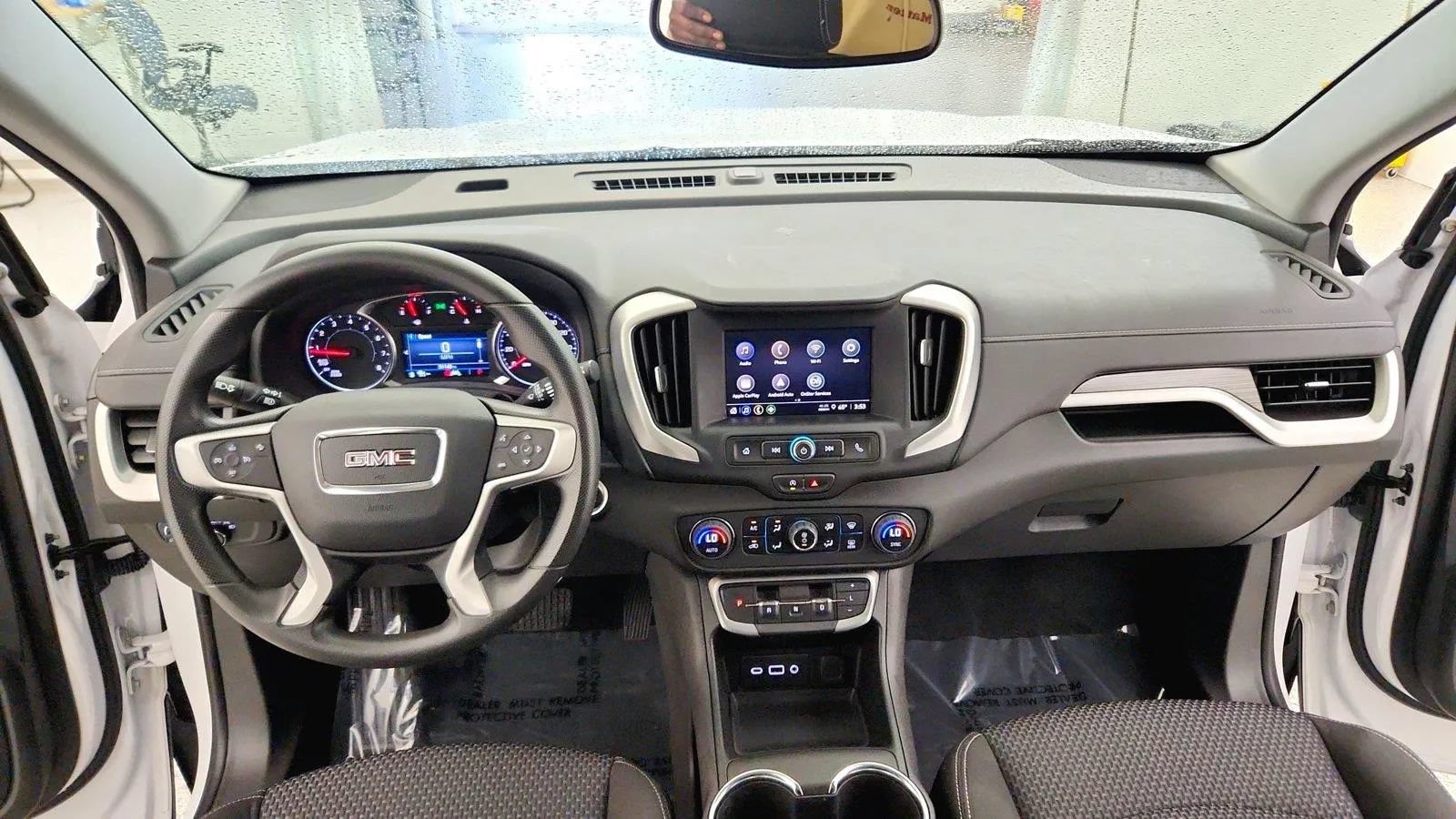Used 2024 GMC Terrain SLE w/ Driver Convenience Package FWD image 27
