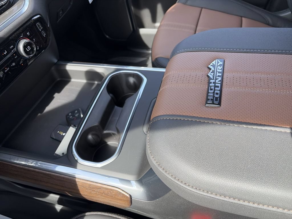 New 2026 Chevrolet Silverado 3500 High Country w/ High Country Premium Package AWD/4WD image 20