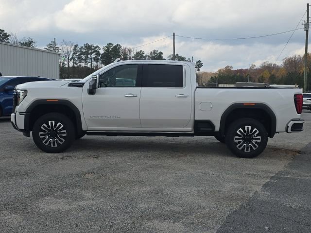 Used 2025 GMC Sierra 2500 Denali Ultimate image 2
