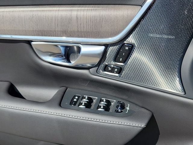 New 2024 Volvo S90 T8 Ultimate AWD/4WD image 6