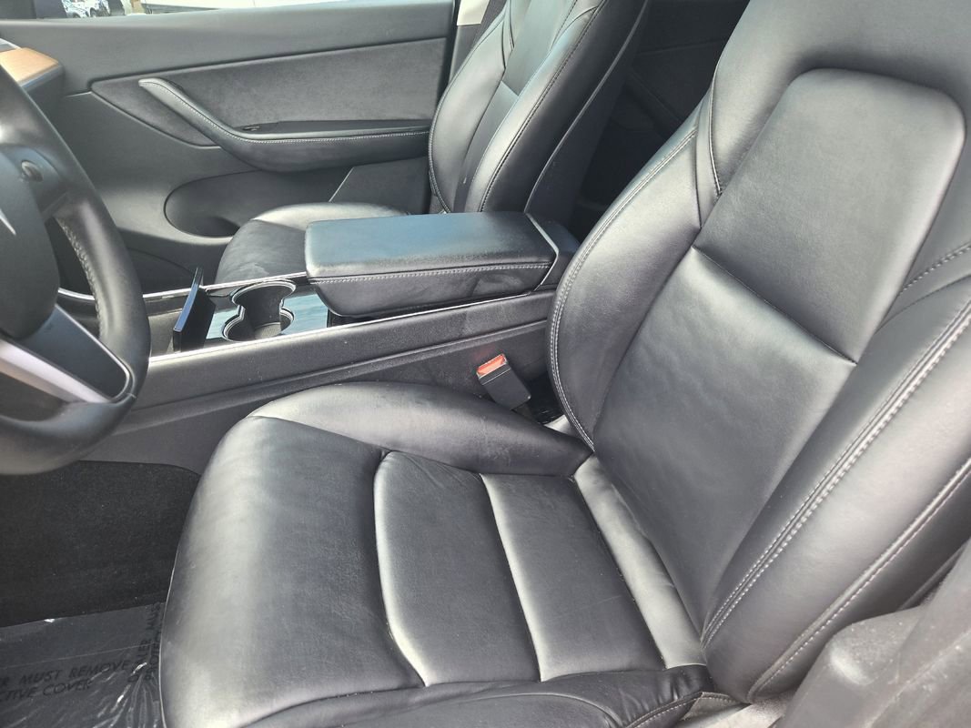 Used 2020 Tesla Model Y Long Range image 15