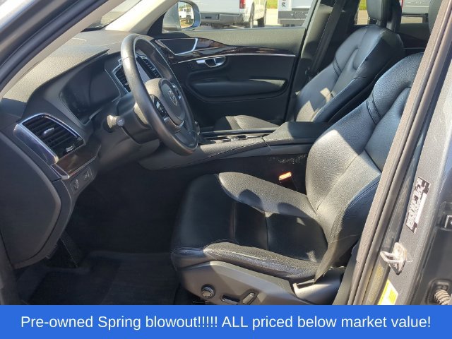 Used 2016 Volvo XC90 T6 Momentum w/ Momentum Plus Package AWD/4WD image 22