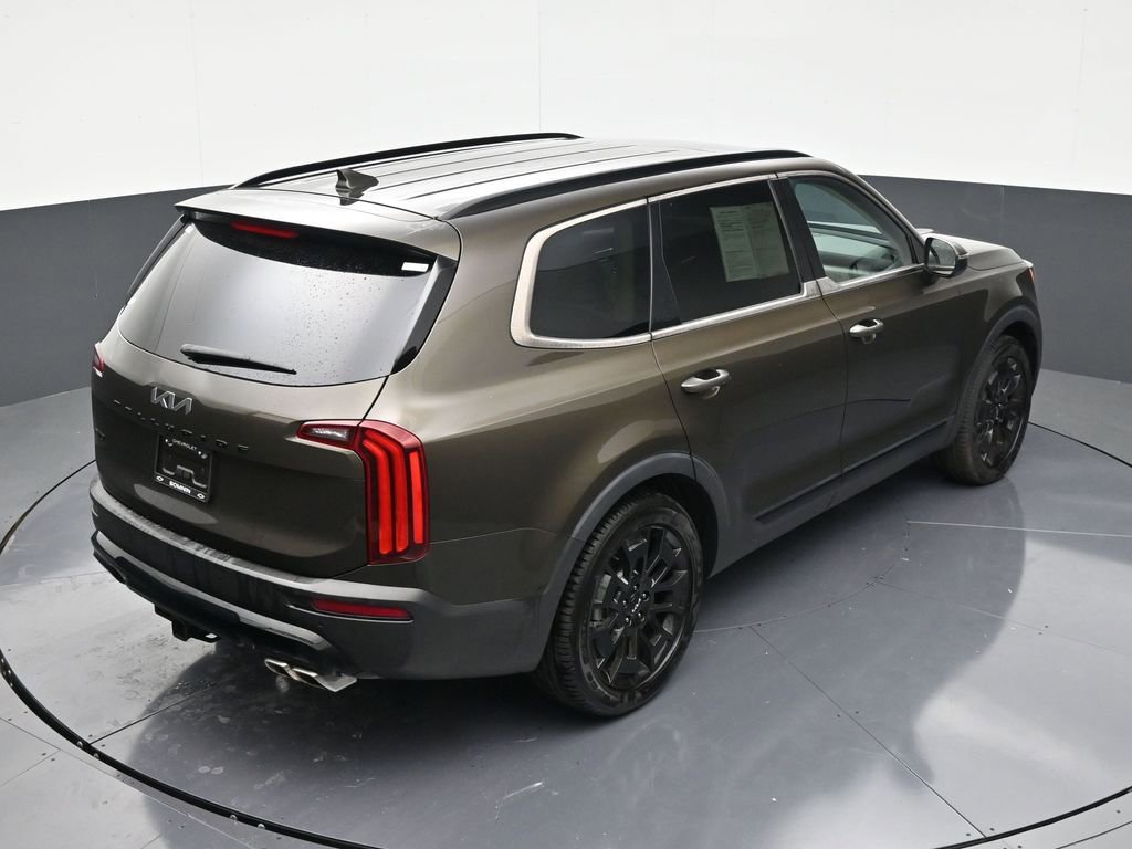 Used 2022 Kia Telluride EX w/ EX Premium Package image 16