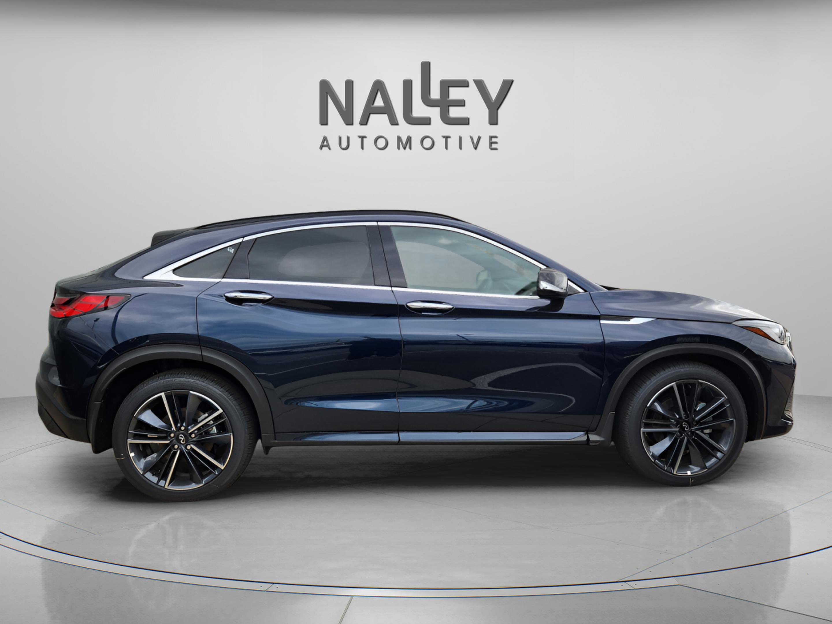 New 2025 INFINITI QX55 Luxe w/ Cargo Package image 4
