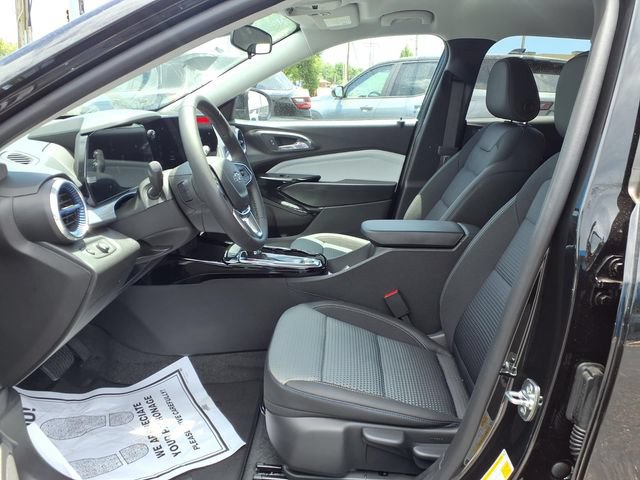 New 2026 Chevrolet Trax LT w/ Driver Confidence Package FWD image 15