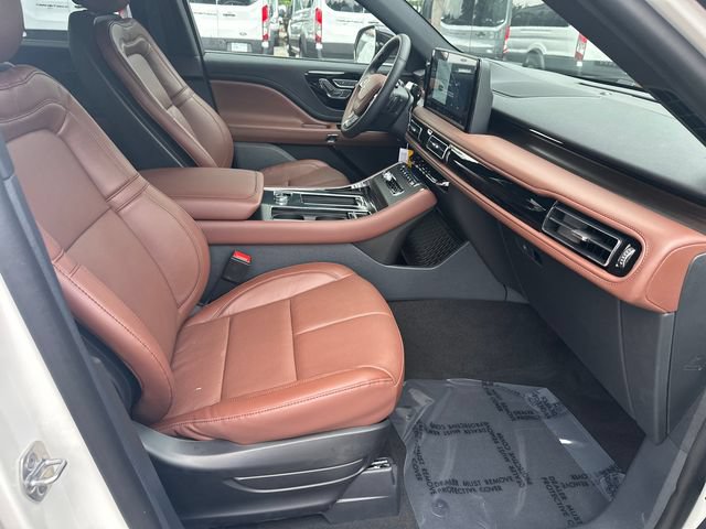 New 2026 Lincoln Aviator Reserve RWD image 13