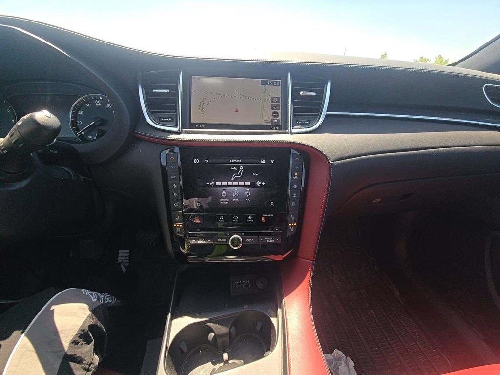 Used 2023 INFINITI QX50 Sport AWD/4WD image 4