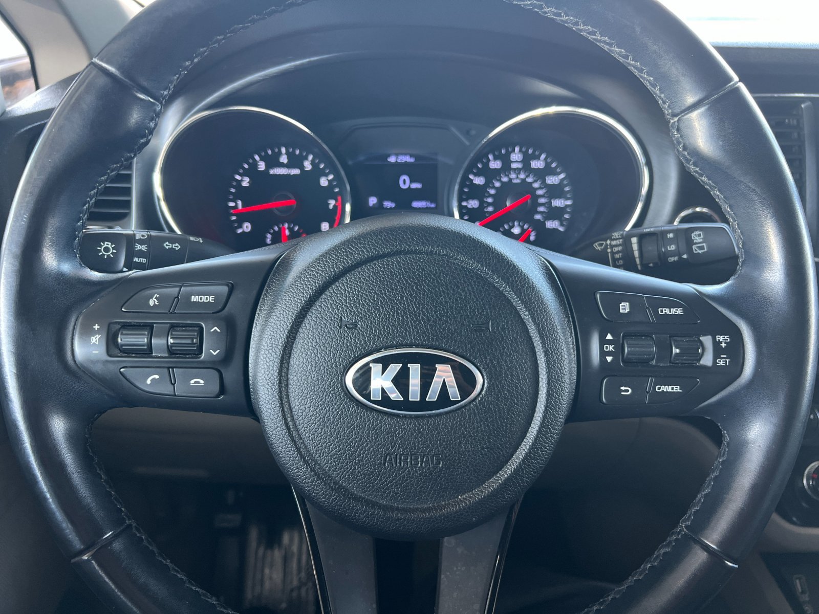 Used 2019 Kia Sedona EX FWD image 23