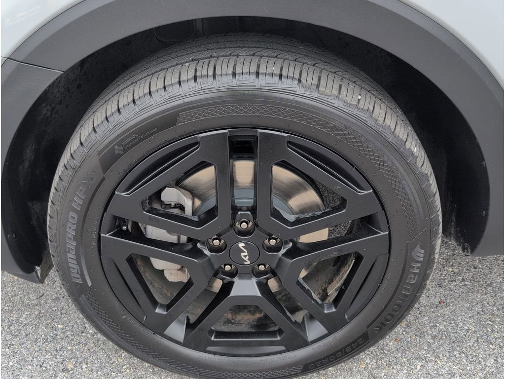 Used 2024 Kia Telluride EX X-Line image 9