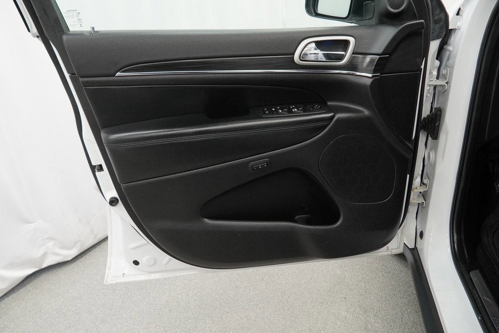 Certified 2022 Jeep Grand Cherokee Limited w/ Tech Group image 41