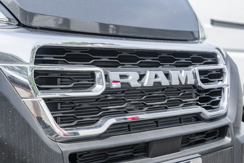 New 2025 RAM ProMaster 3500 w/ Quick Order Package 22G SLT image 8