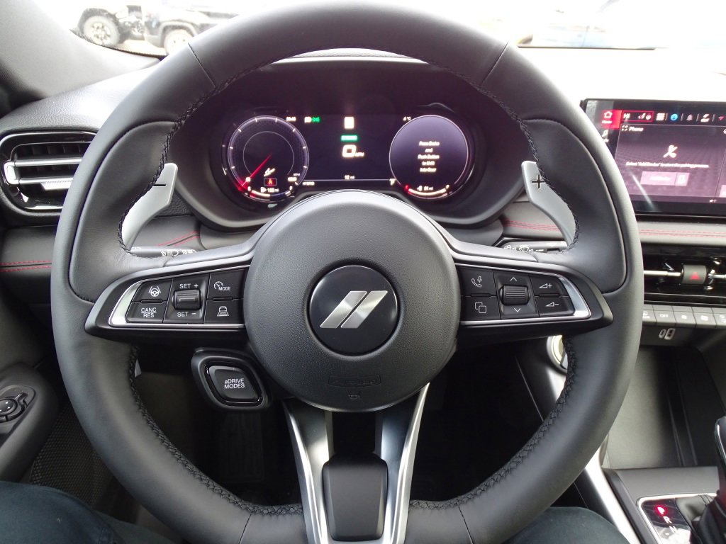 New 2024 Dodge Hornet R/T w/ Tech Pack w/o Parking image 31