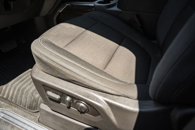 Used 2022 Chevrolet Silverado 1500 RST w/ Convenience Package II AWD/4WD image 42
