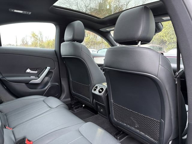 Used 2025 Mercedes-Benz CLA 250 4MATIC image 17
