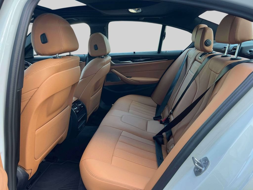 Certified 2023 BMW 540i xDrive w/ Executive Package AWD/4WD image 13