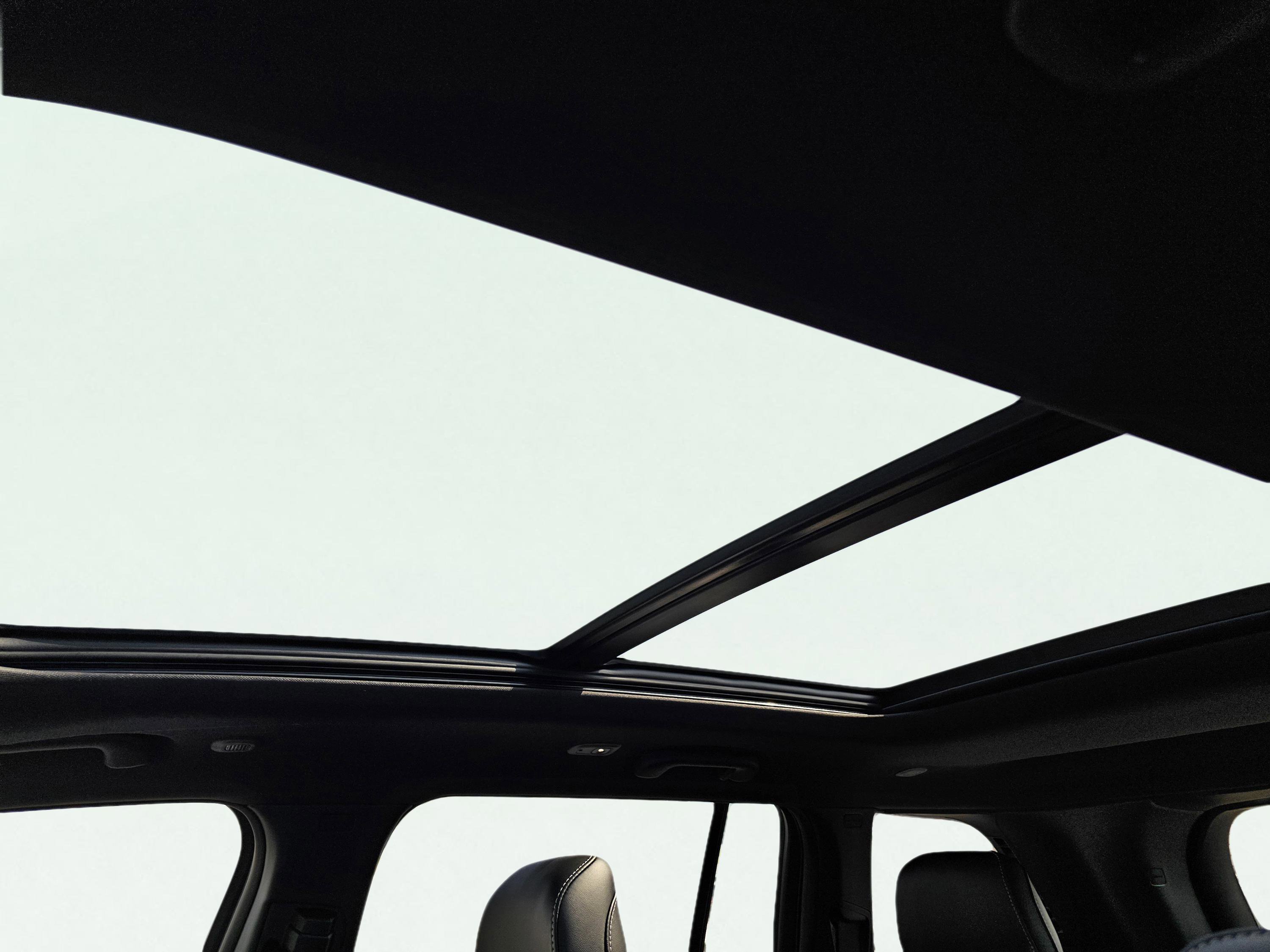 New 2026 Jeep Grand Cherokee Limited w/ Limited Altitude Package image 18