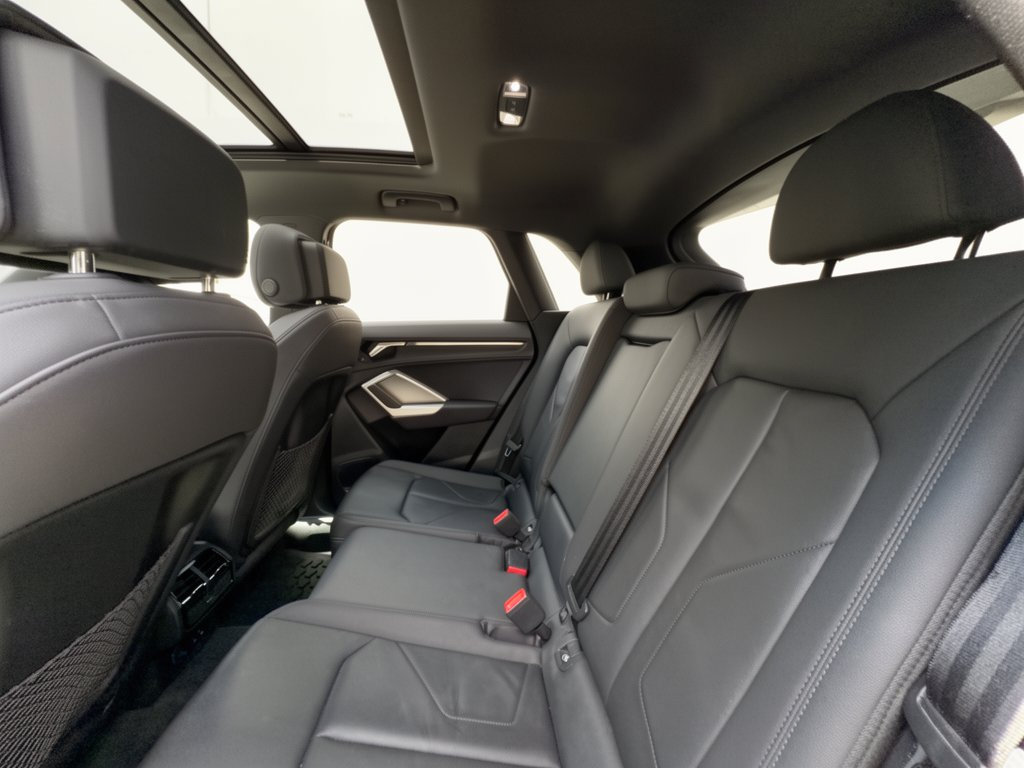 Used 2019 Audi Q3 2.0T Premium Plus AWD/4WD image 25