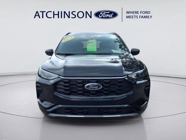 Certified 2024 Ford Escape ST-Line w/ Tech Pack #1 AWD/4WD image 2