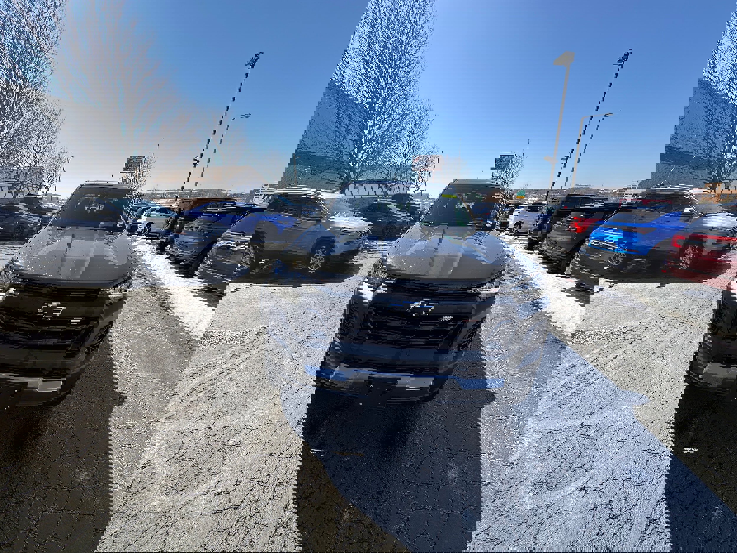 Used 2024 Chevrolet Colorado Trail Boss w/ Technology Package image 9