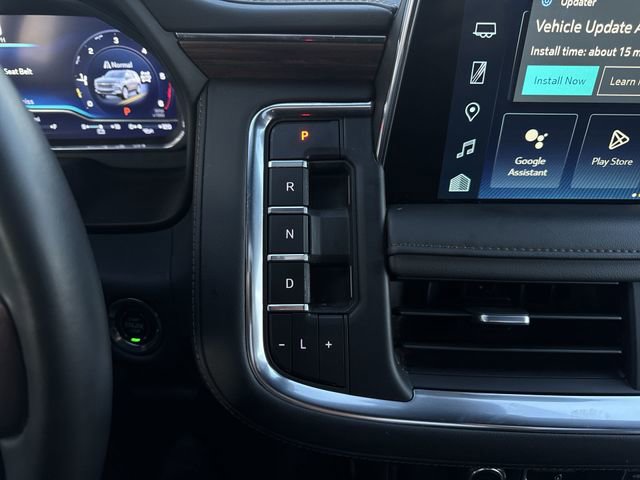 Used 2023 Chevrolet Tahoe High Country AWD/4WD image 16