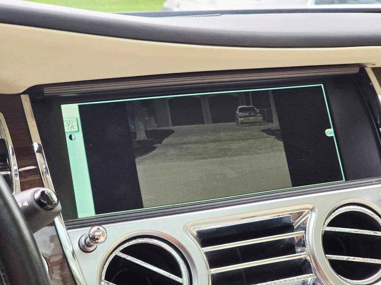 Used 2014 Rolls-Royce Wraith RWD image 21
