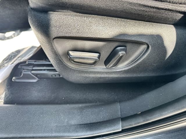 Used 2023 Toyota Highlander L image 21