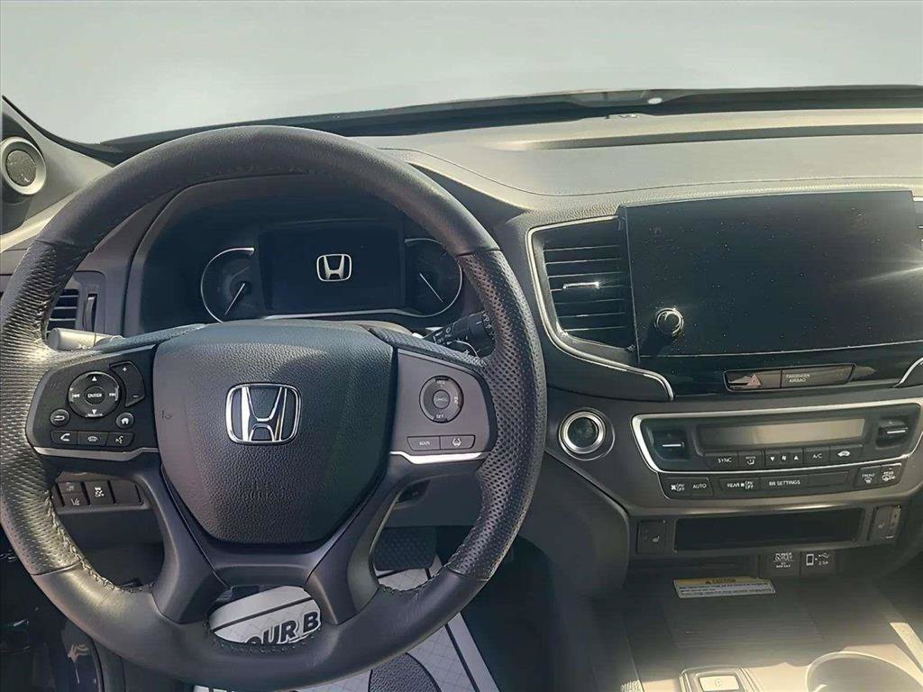 Used 2023 Honda Passport EX-L image 9