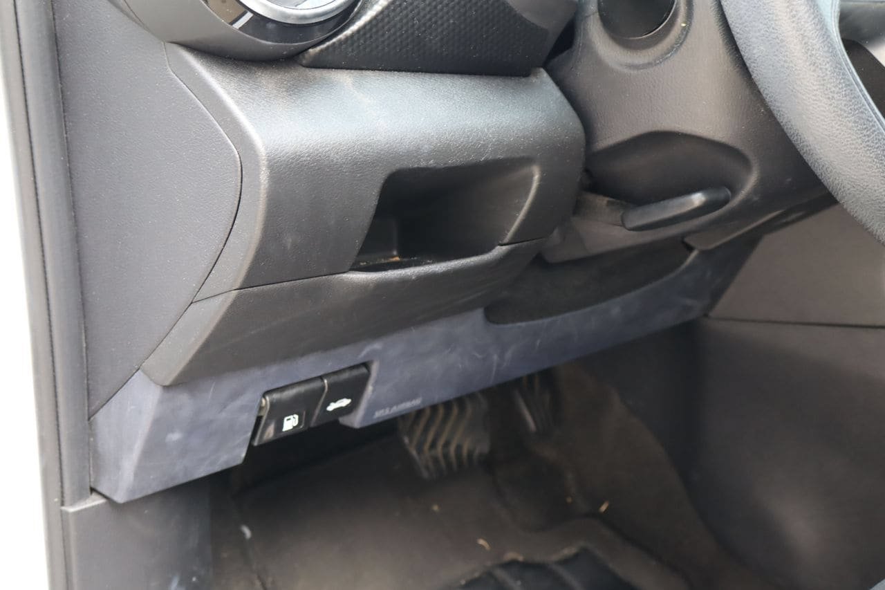 Used 2022 Nissan Kicks SV FWD image 21